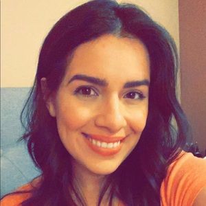 Meet your Posher, Veronica